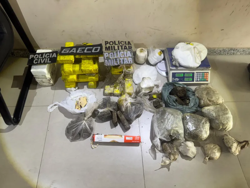Operação Navalha realiza mega apreensão de drogas e desarticula tráfico em Eunápolis
