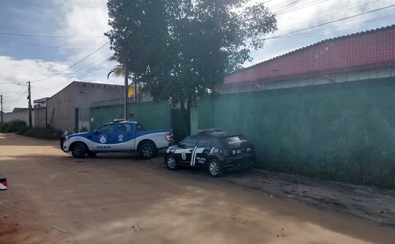 Polícia Civil fecha ponto clandestino de combustíveis em Teixeira de Freitas