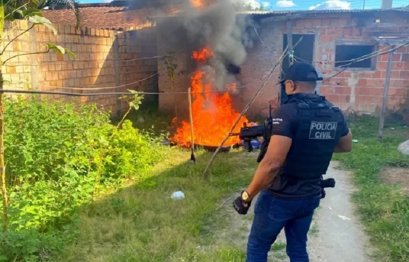 Polícia desarticula ponto de tráfico no bairro Alecrim I, em Eunápolis