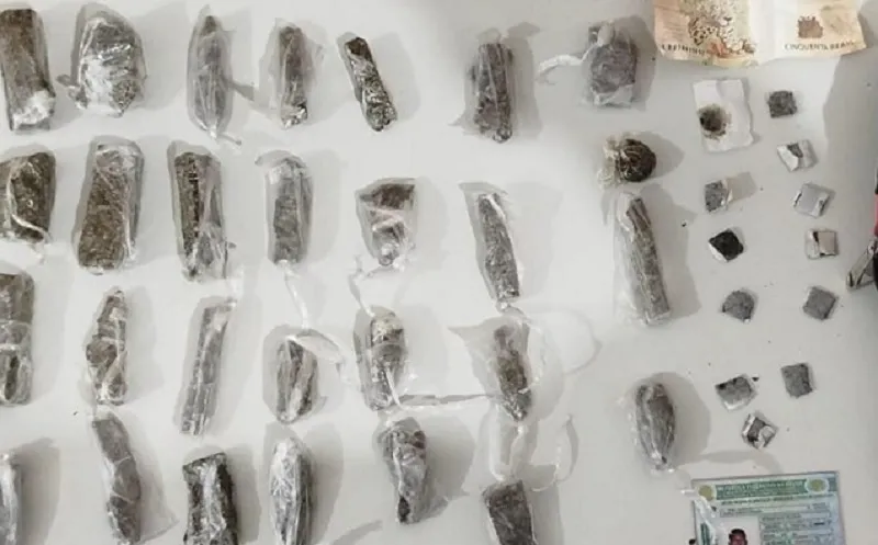 Jovem Conhecido como “Charlin” é Preso por Tráfico de Drogas e Ameaças à Própria Mãe em Posto da Mata
