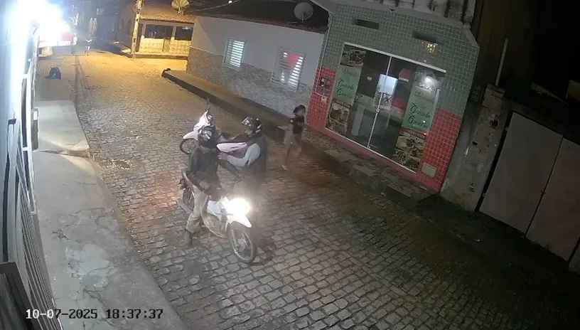 “Neném Cowboy” é preso após agredir brutalmente o próprio irmão em disputa por herança em Itanhém