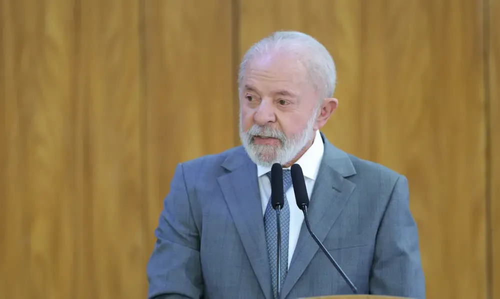 Lula veta aumento de deputados na Câmara e aponta impacto fiscal