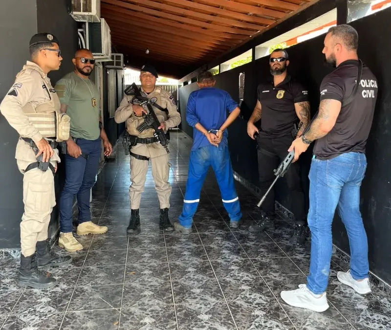 Homem é preso após atacar jovem com foice e fazer ameaças de morte em Nova Viçosa