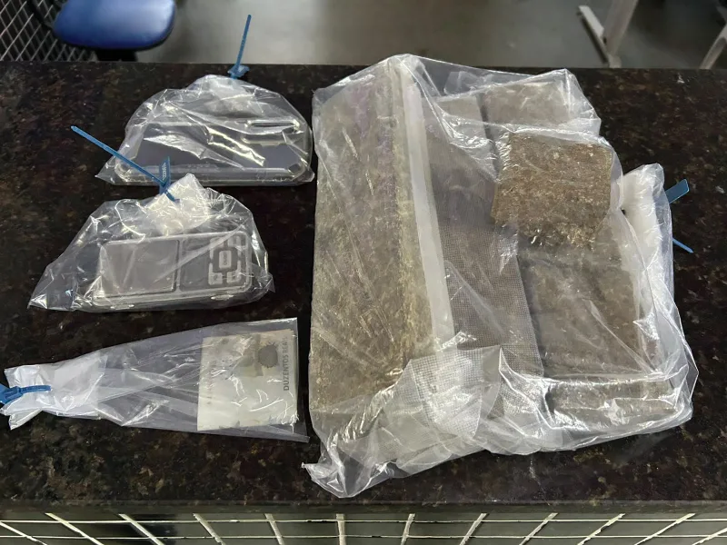 Homem é preso com mais de 3 quilos de maconha durante ação da Polícia Militar em Itamaraju