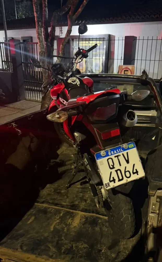 Honda Bros com suspeita de clonagem é apreendida pela Polícia Militar em Teixeira de Freitas
