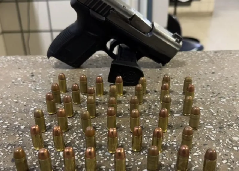 PETO apreende pistola .380 e 43 munições durante abordagem em Itamaraju