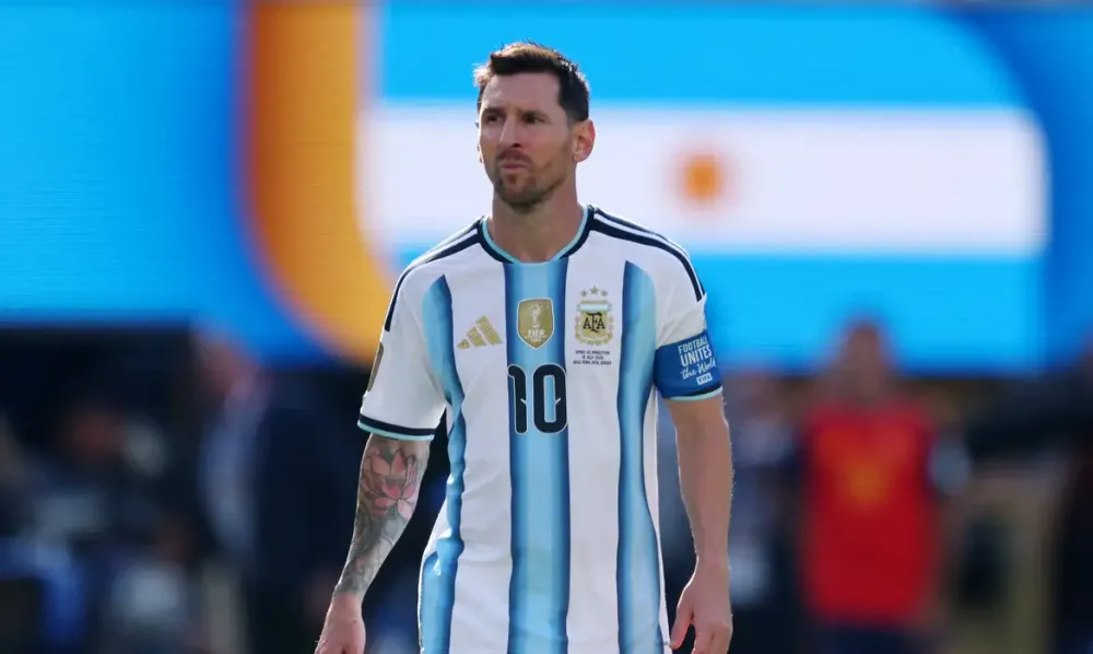 Messi anuncia aposentadoria da seleção argentina aos 39 anos